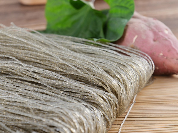 淄博UG环球粉条厂鲜地瓜粉条上市